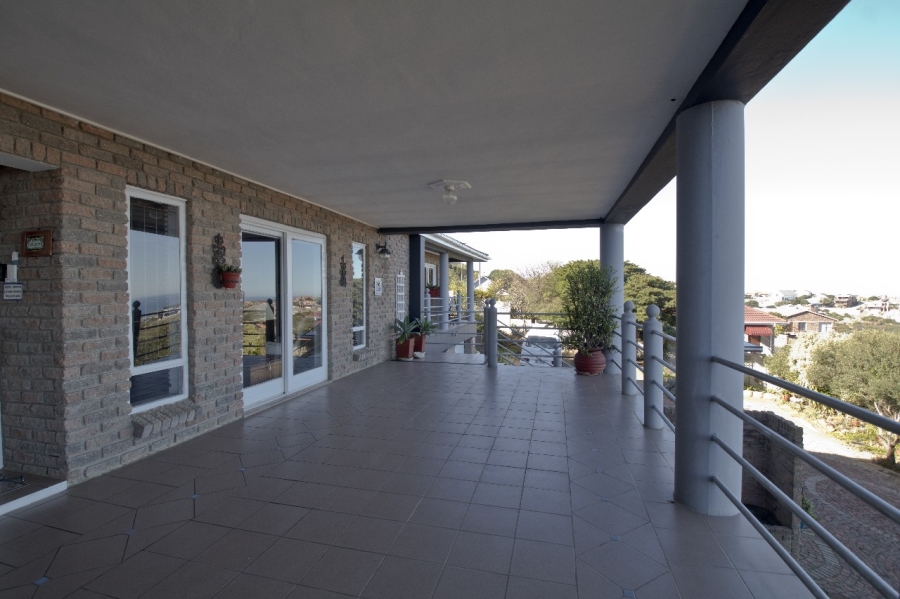 11 Bedroom Property for Sale in Dana Bay Western Cape